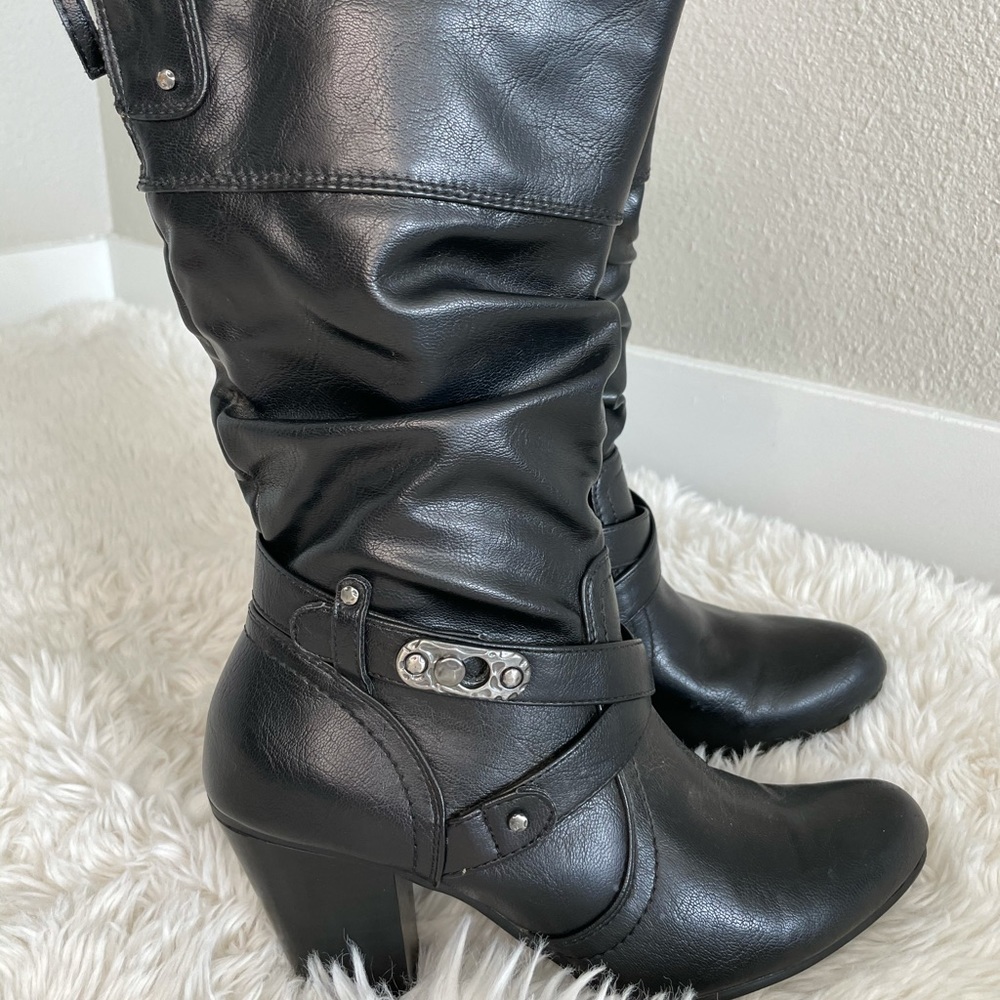 Black Boots